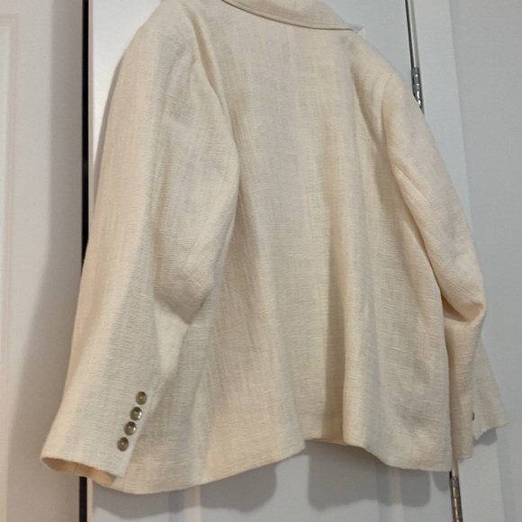 Winter white doubled breasted blazer plus size US 28 - Picture 4 of 4